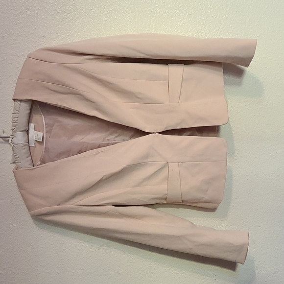 Light blush/beige H&M Blazer size 8